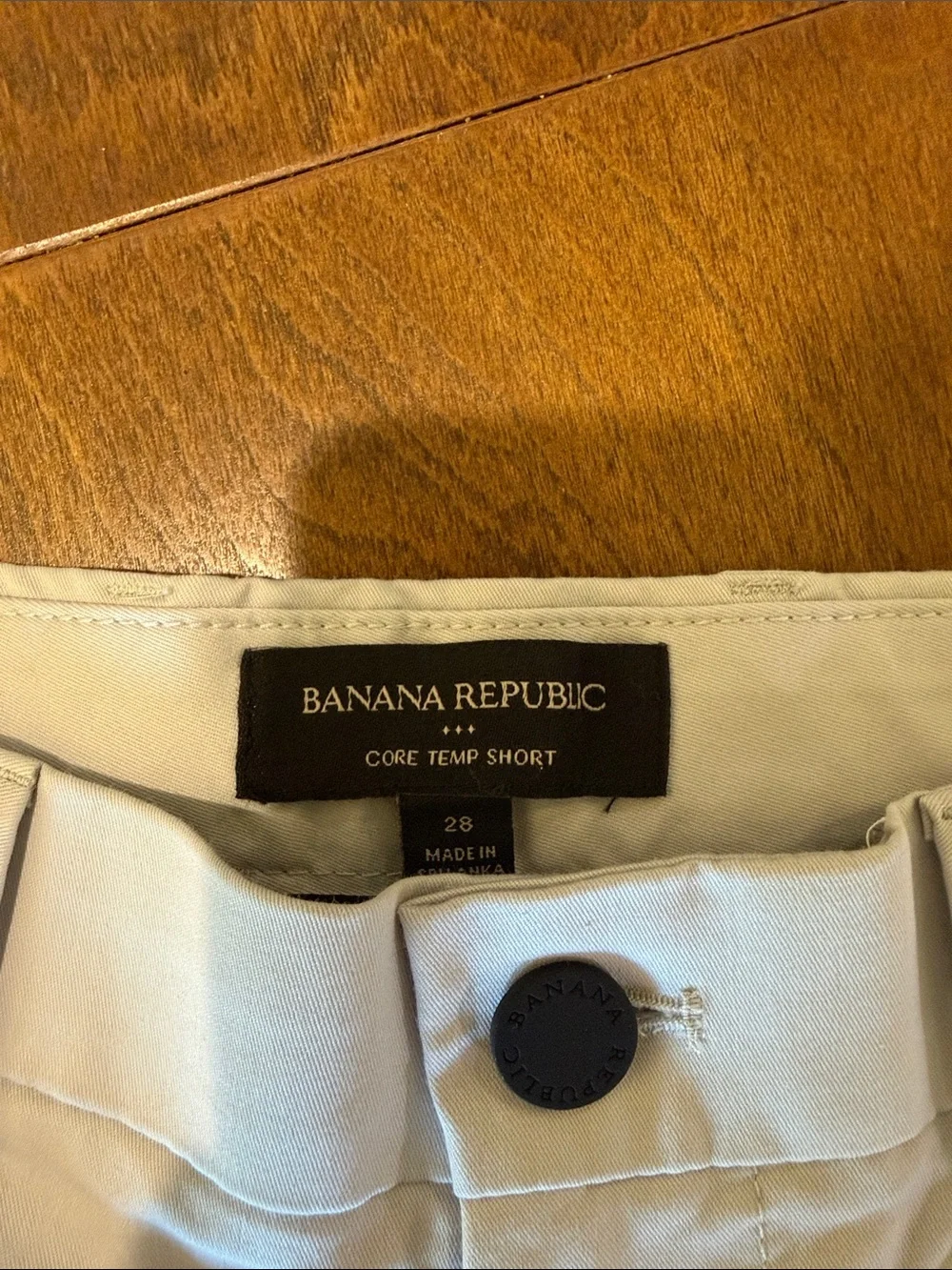 Banana Republic Men’s Core Temp Light Grey chino Shorts